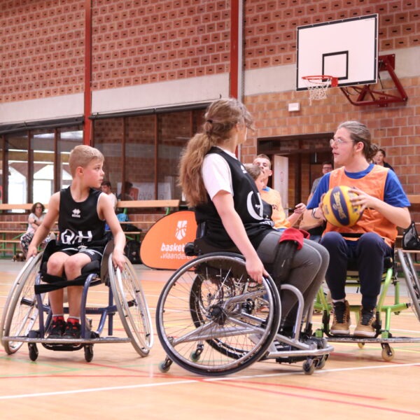 Stad Leuven ondertekent solidariteitscharter Special Olympics Belgium